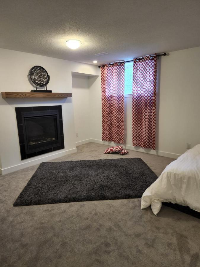 Place You Can Call Home !!! Near Ottawa Airport Ngoại thất bức ảnh